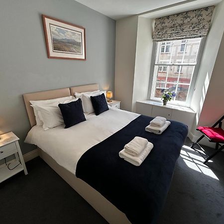 Blair St Burns Apt Old Town Edinburgh Exterior photo