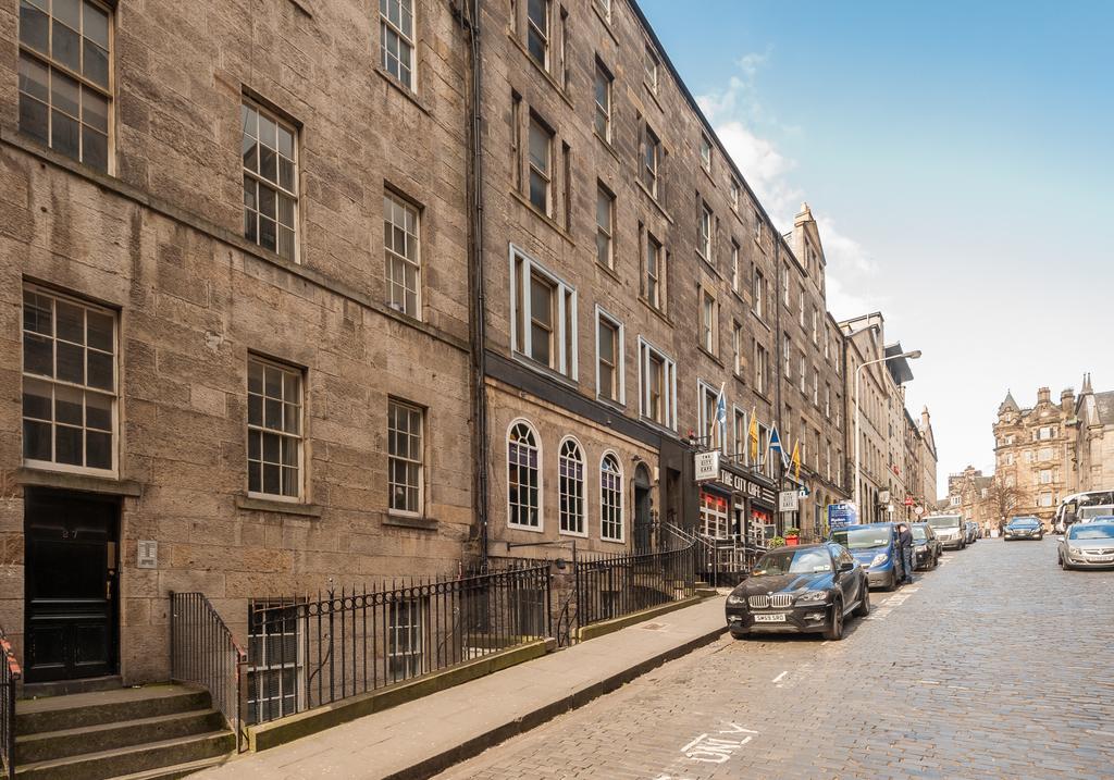 Blair St Burns Apt Old Town Edinburgh Exterior photo